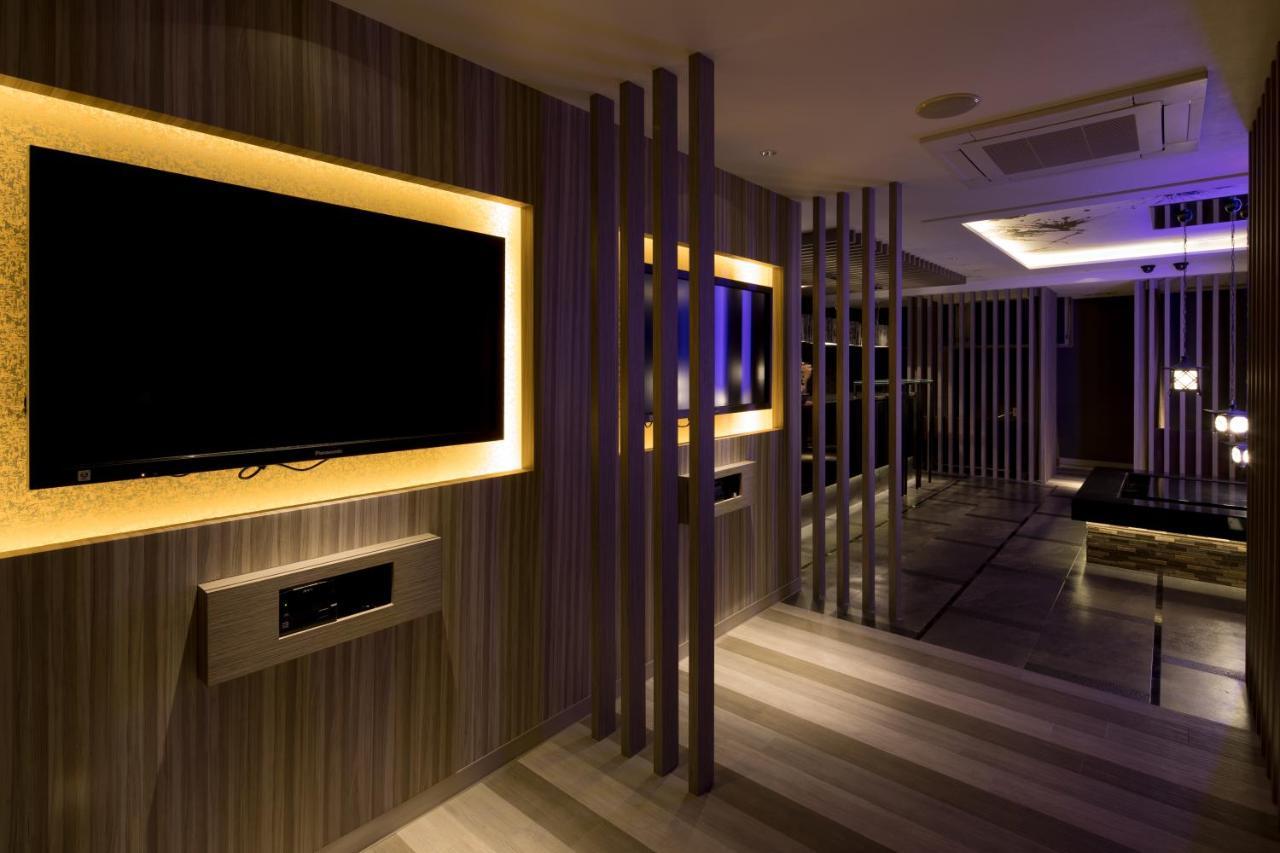 Hotel Sen (Adults Only) Osaka Bagian luar foto