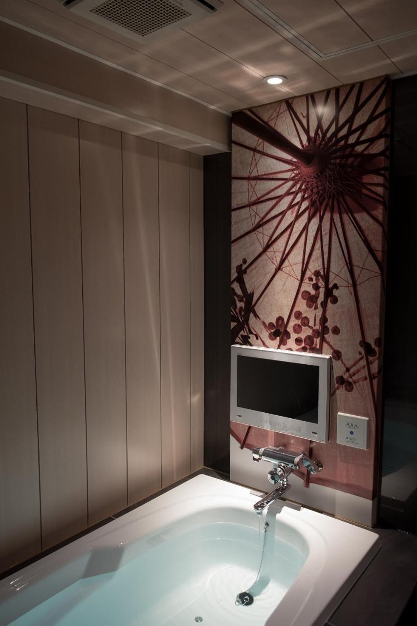 Hotel Sen (Adults Only) Osaka Bagian luar foto