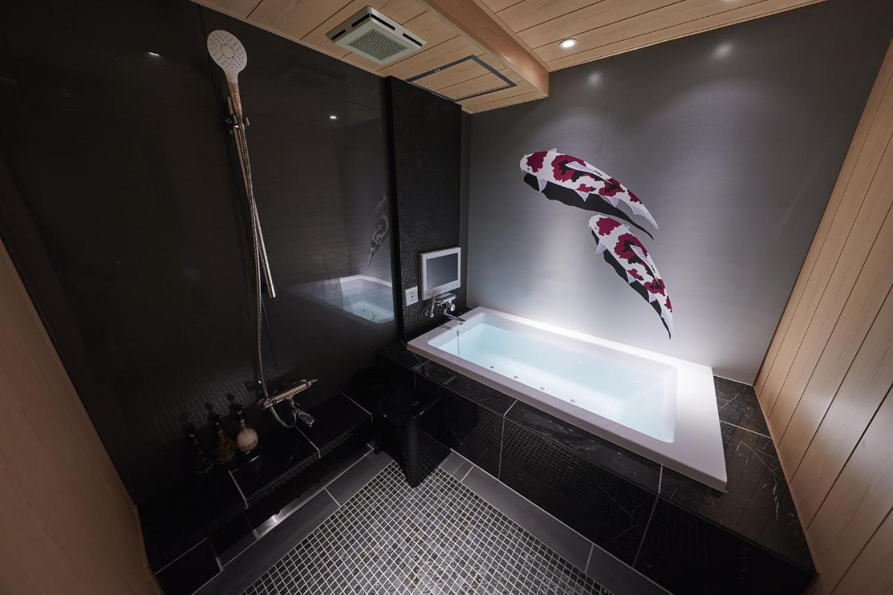Hotel Sen (Adults Only) Osaka Bagian luar foto