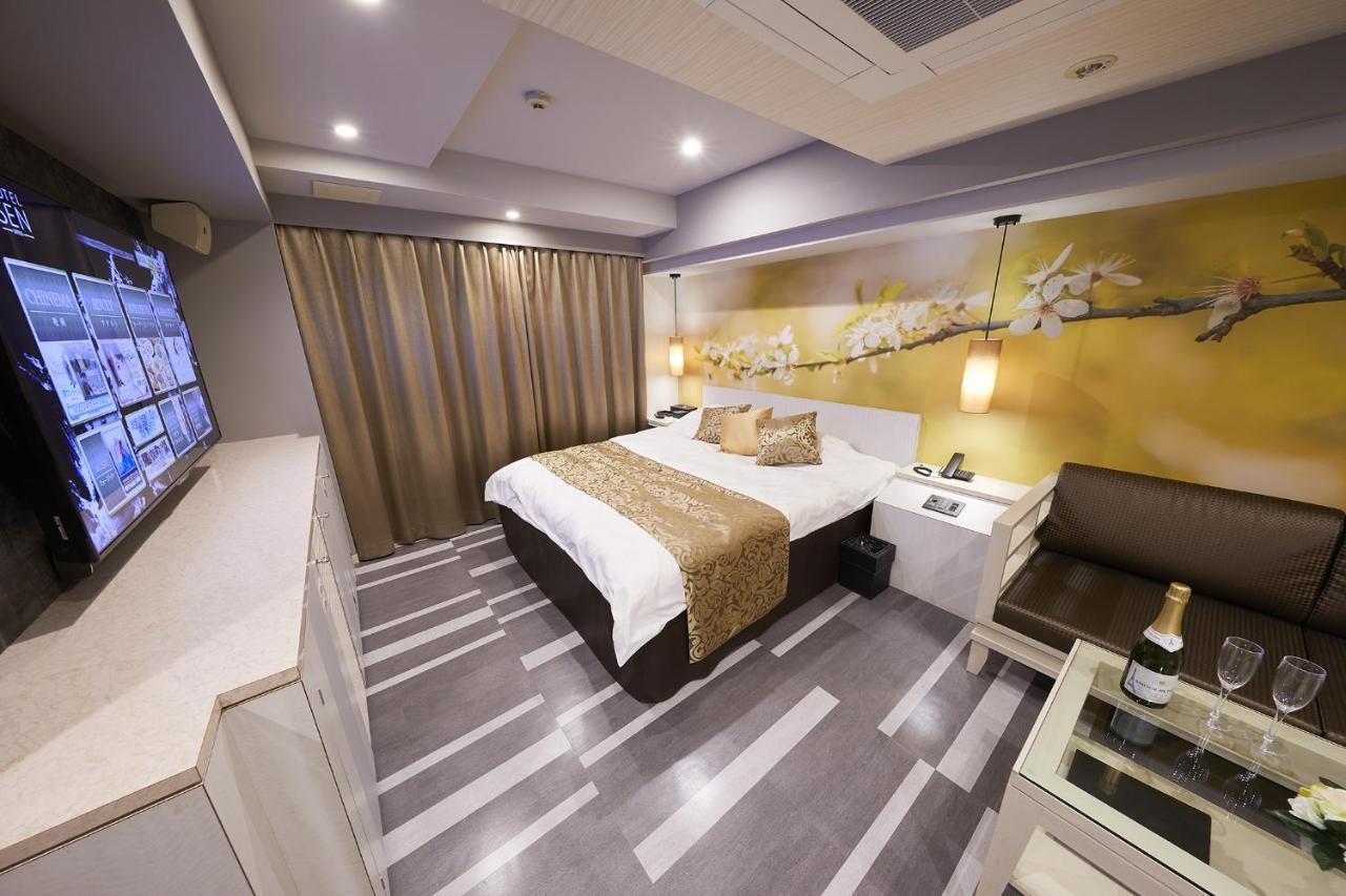 Hotel Sen (Adults Only) Osaka Bagian luar foto